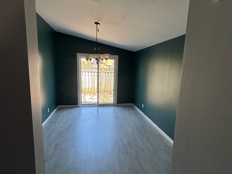 23 Raymond St — Photo 6
