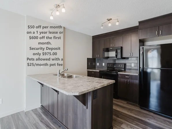 12038 62nd St NW #A, Edmonton, AB T5W 4C8