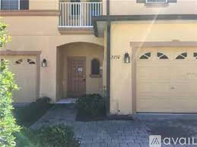 1st image of 2250 Retreat View Cir