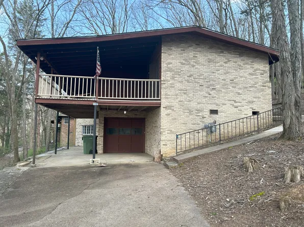 1701 Mountainbrook Dr SE, Huntsville, AL 35801