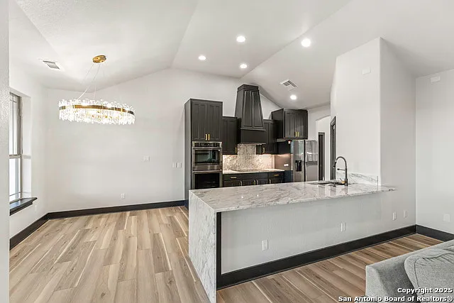 141 Oak Shores Dr — Photo 28