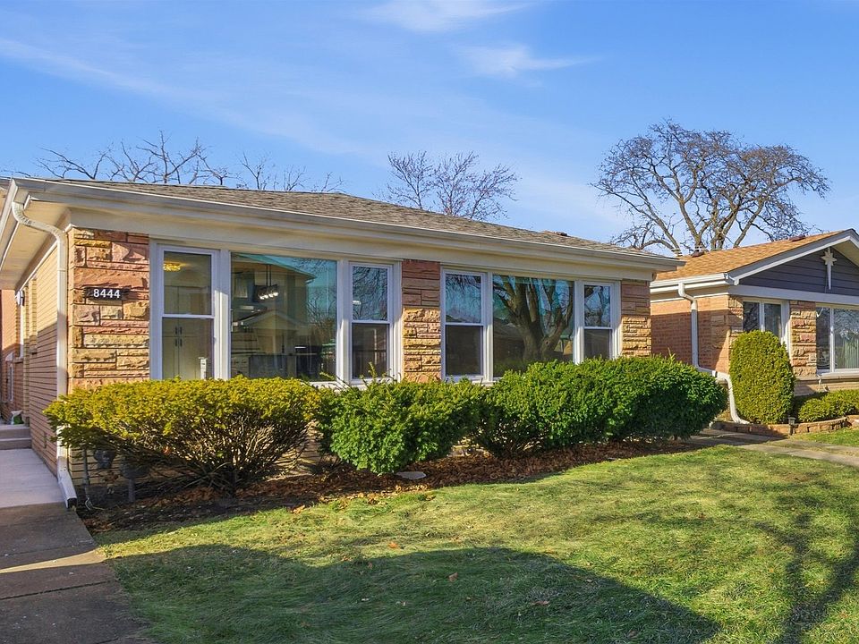 1st image of 8444 Drake Ave