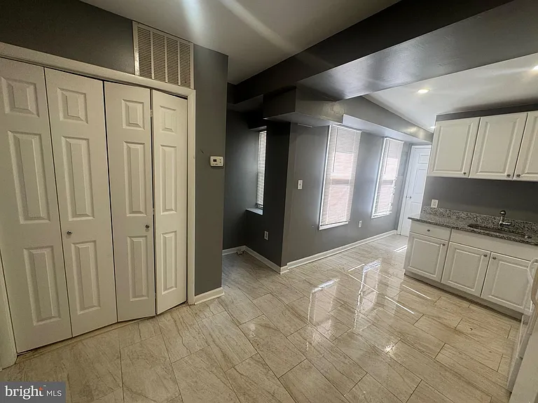 1108 N Bond St #2 — Photo 18