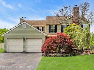 27 Barrister Ln, Manalapan, NJ 07726