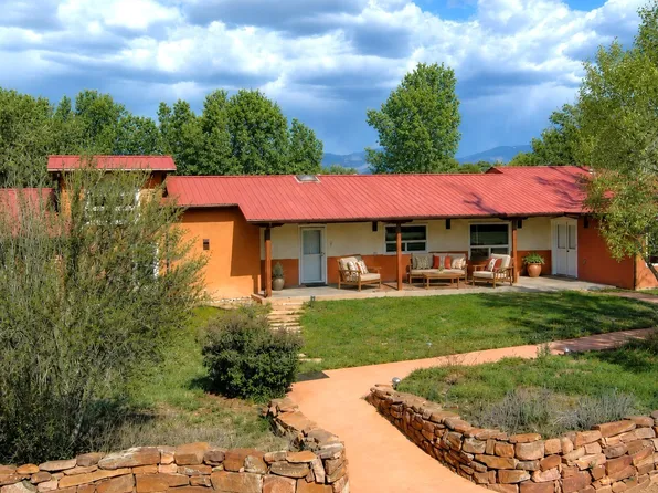 7 Monte Enebro, Santa Fe, NM 87506