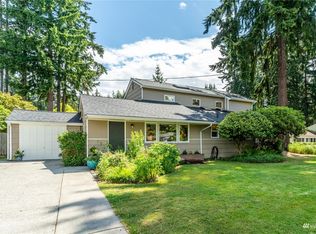 22121 95th Pl W, Edmonds, WA 98020