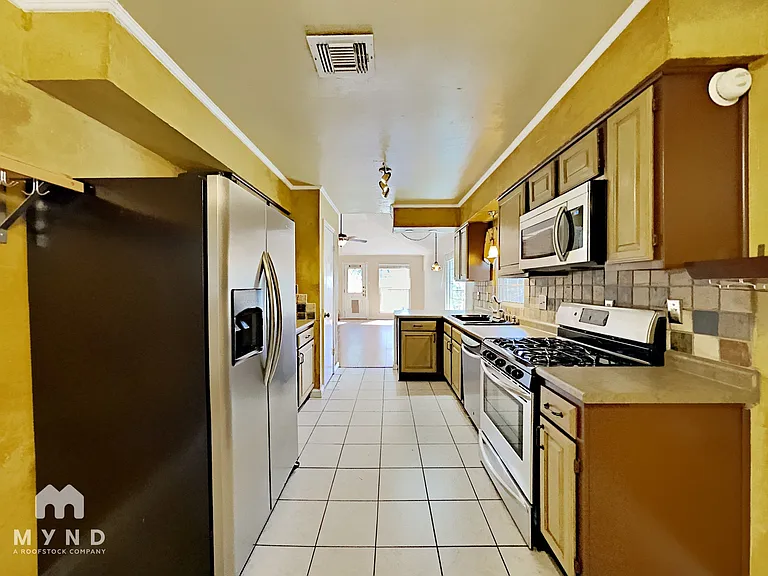 14605 Gold Fish Pond Ave — Photo 5