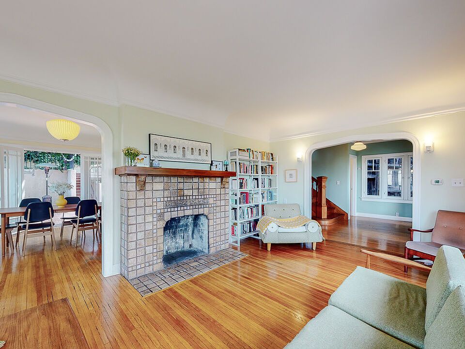 1st image of 3627 Crestmont Ave