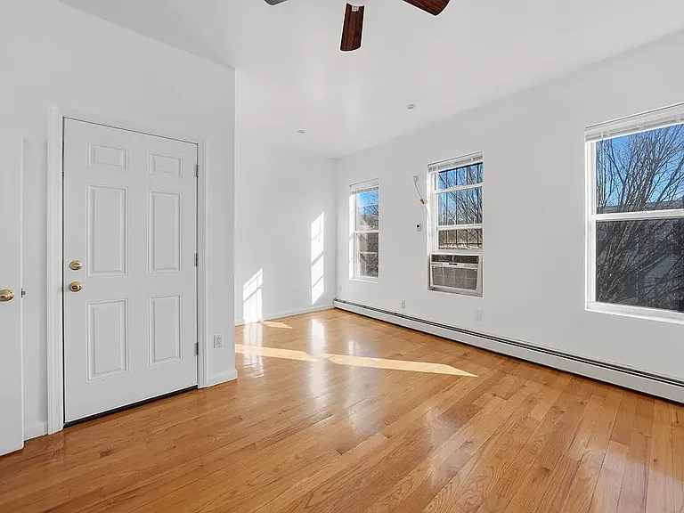 2267 Pacific St #2 — Photo 5