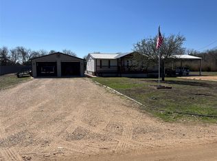 647 County Road 26700, Petty, TX 75470