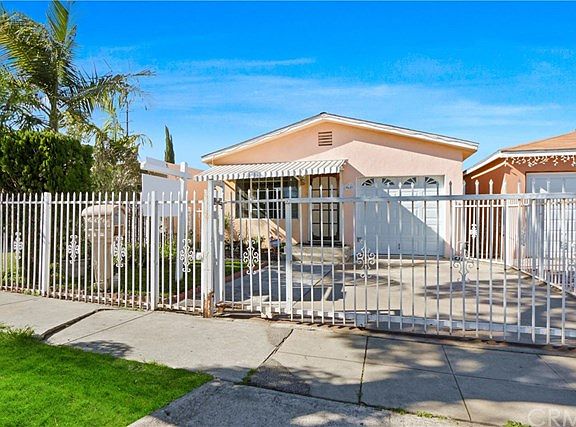 2nd image of 9629 San Carlos Ave