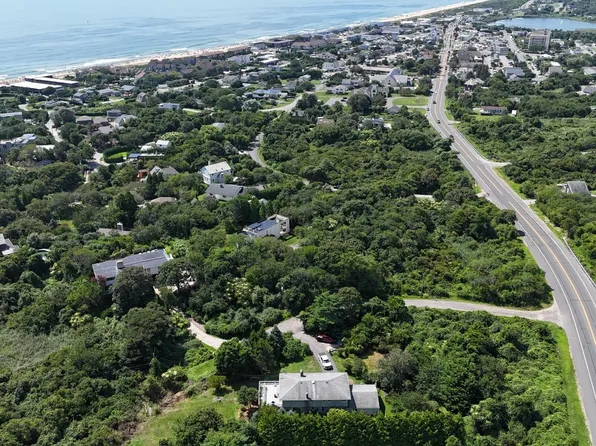 84 N Surfside Ave, Montauk, NY 11954