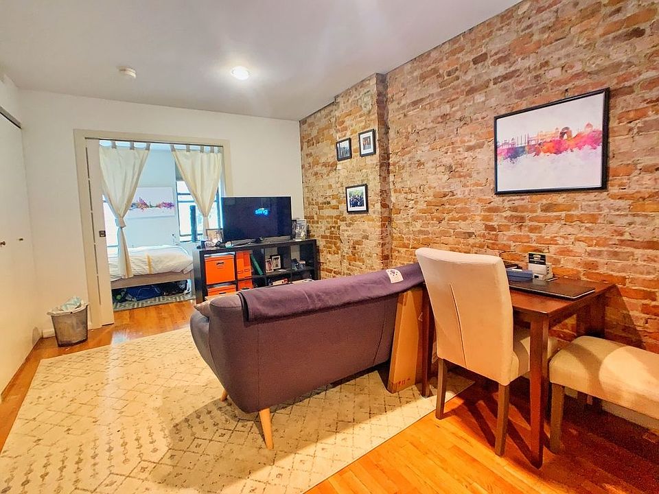 1st image of 210 E 88th St APT 2D