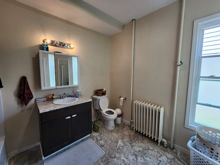 303 East Ave #1 — Photo 11