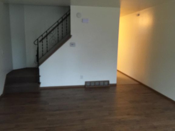 4th image of 3108 Prial Ave