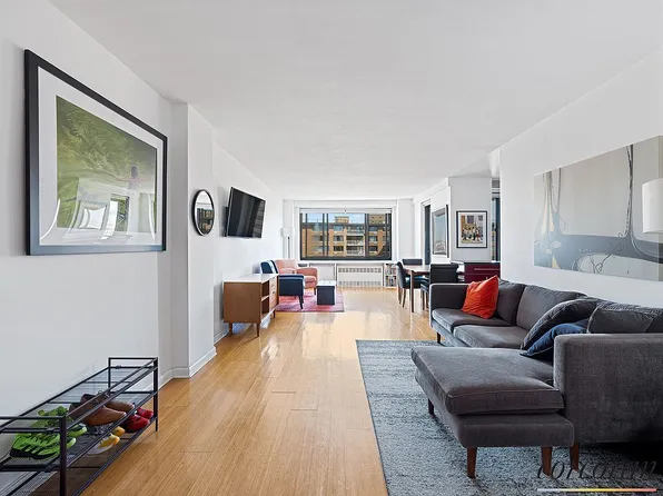 185 Hall St APT 1516, Brooklyn, NY 11205