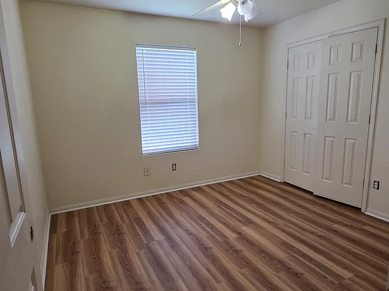 5109 Coach Stop Dr — Photo 15