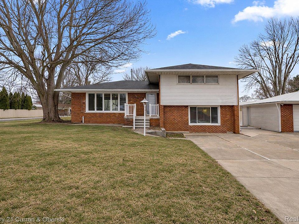 1st image of 30631 Bayview Dr