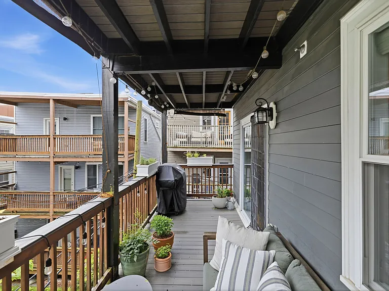 20 Winfield St #2 — Photo 19