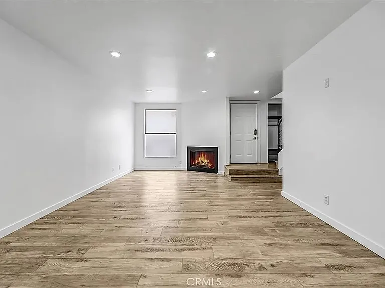 219 N Isabel St #4 — Photo 19