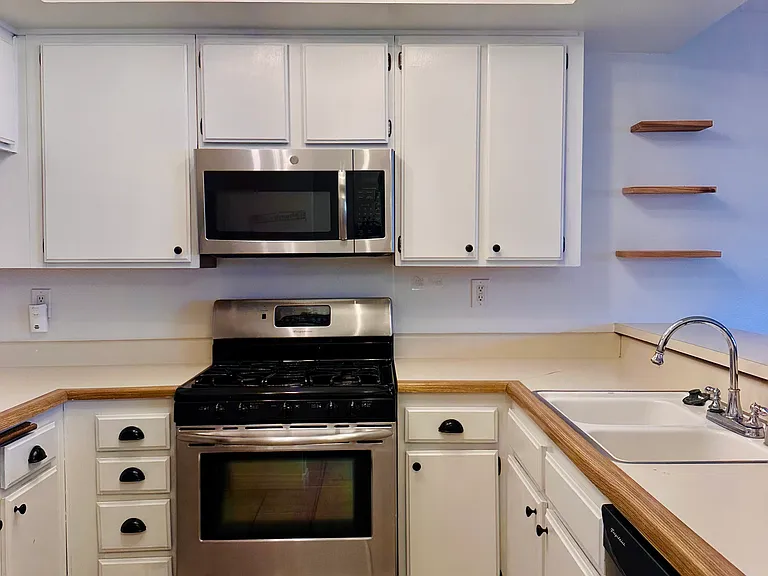 550 Orange Ave #120 — Photo 5
