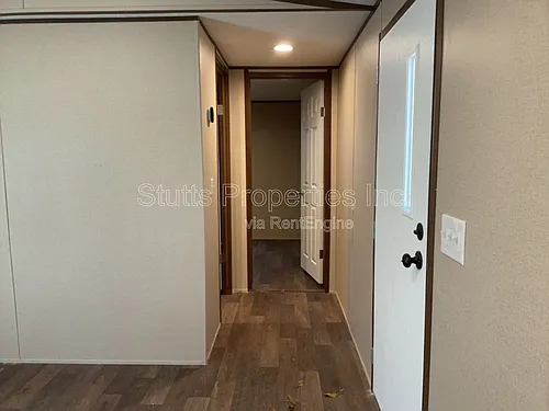 2295 River Rd #16 Photo 1