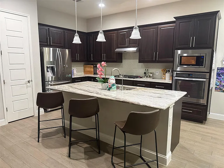 14716 Iveans Way — Photo 9
