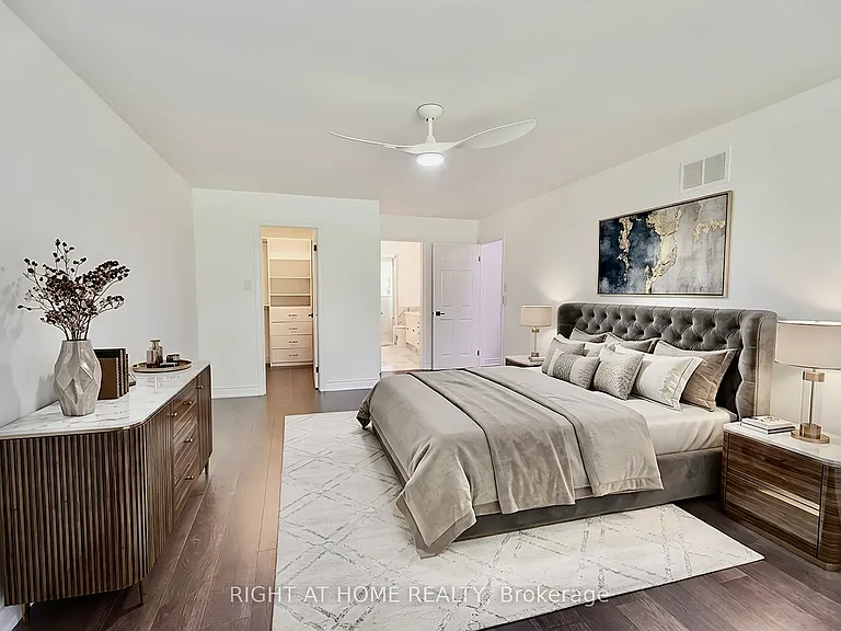 89 W Yonge Blvd NW — Photo 30