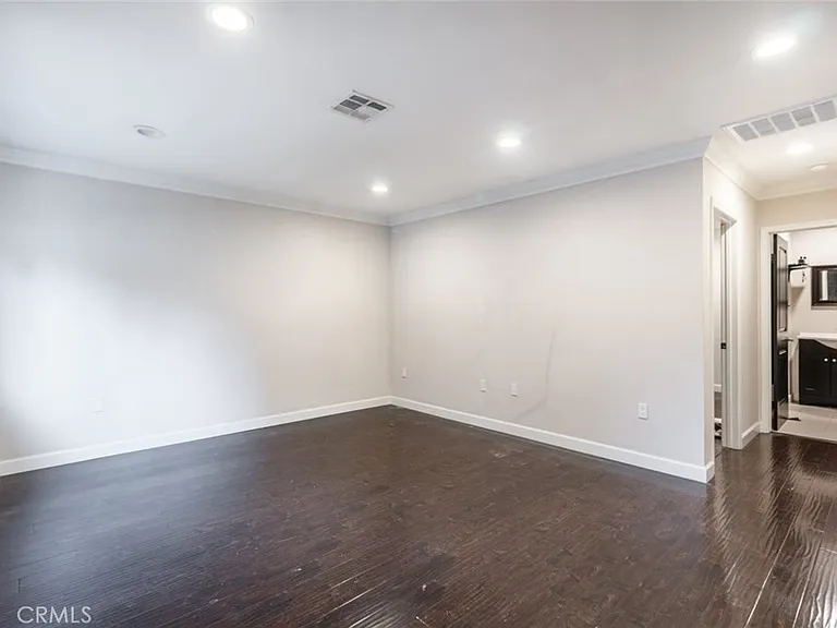 1443 E Broadway #A — Photo 9