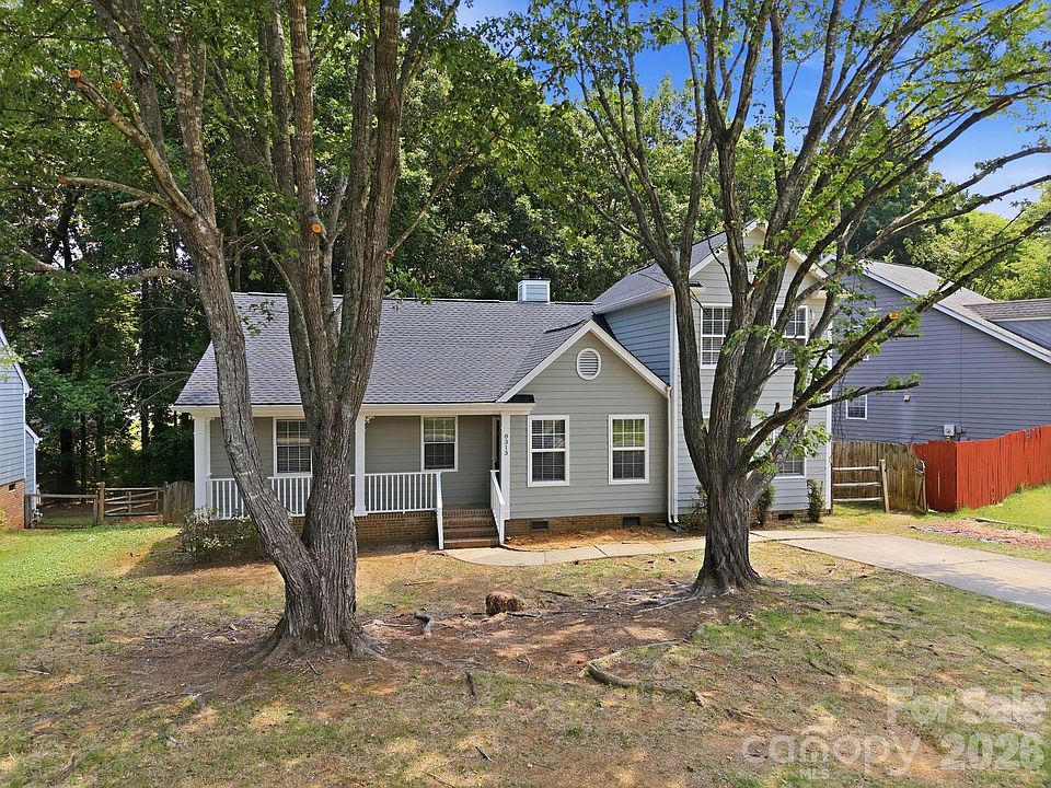1st image of 8313 Houndstooth Dr