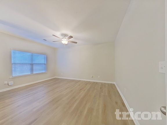 2nd image of 3333 Lowland Dr