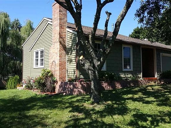 3rd image of 5766 Stonykill Dr