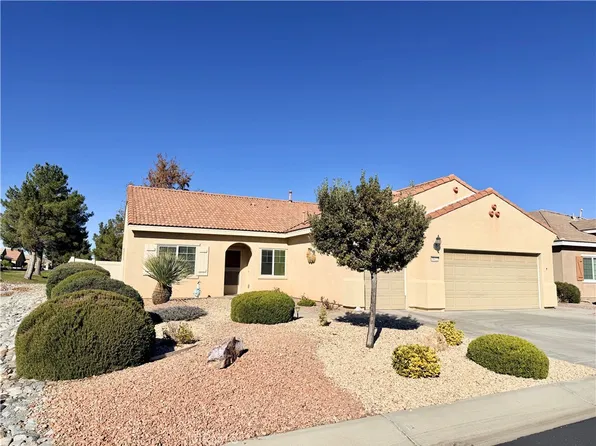 19422 Royal Oaks Rd, Apple Valley, CA 92308