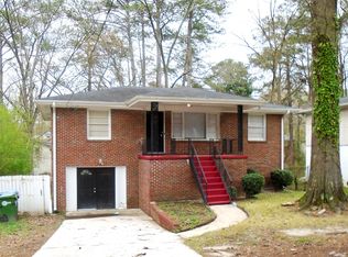 629 Woods Dr NW, Atlanta, GA 30318