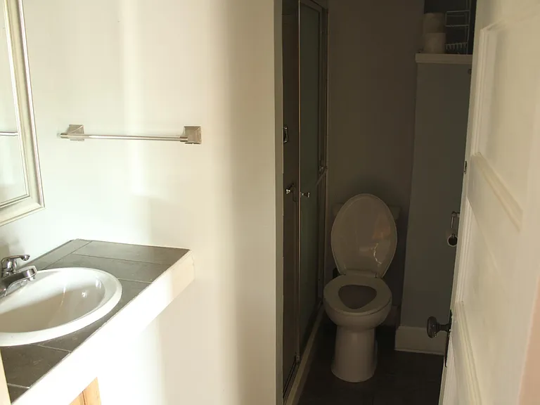 3232 Summit St — Photo 21