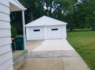 5731 E 141st St, Maple Heights, OH 44137