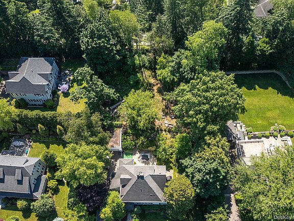 3rd image of 98 Park AKA - Midland Avenue Avenue