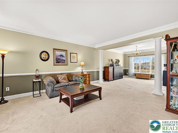 5th image of 7505 Cedar Rd