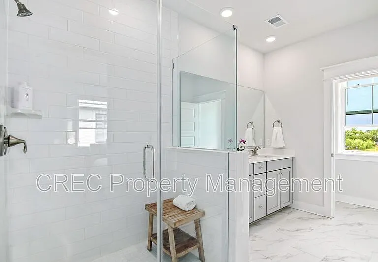 1636 Florentia St — Photo 25