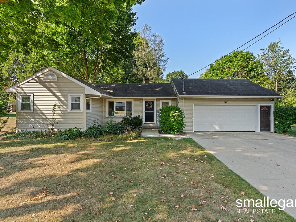 1st image of 1579 Lamont Ave NW