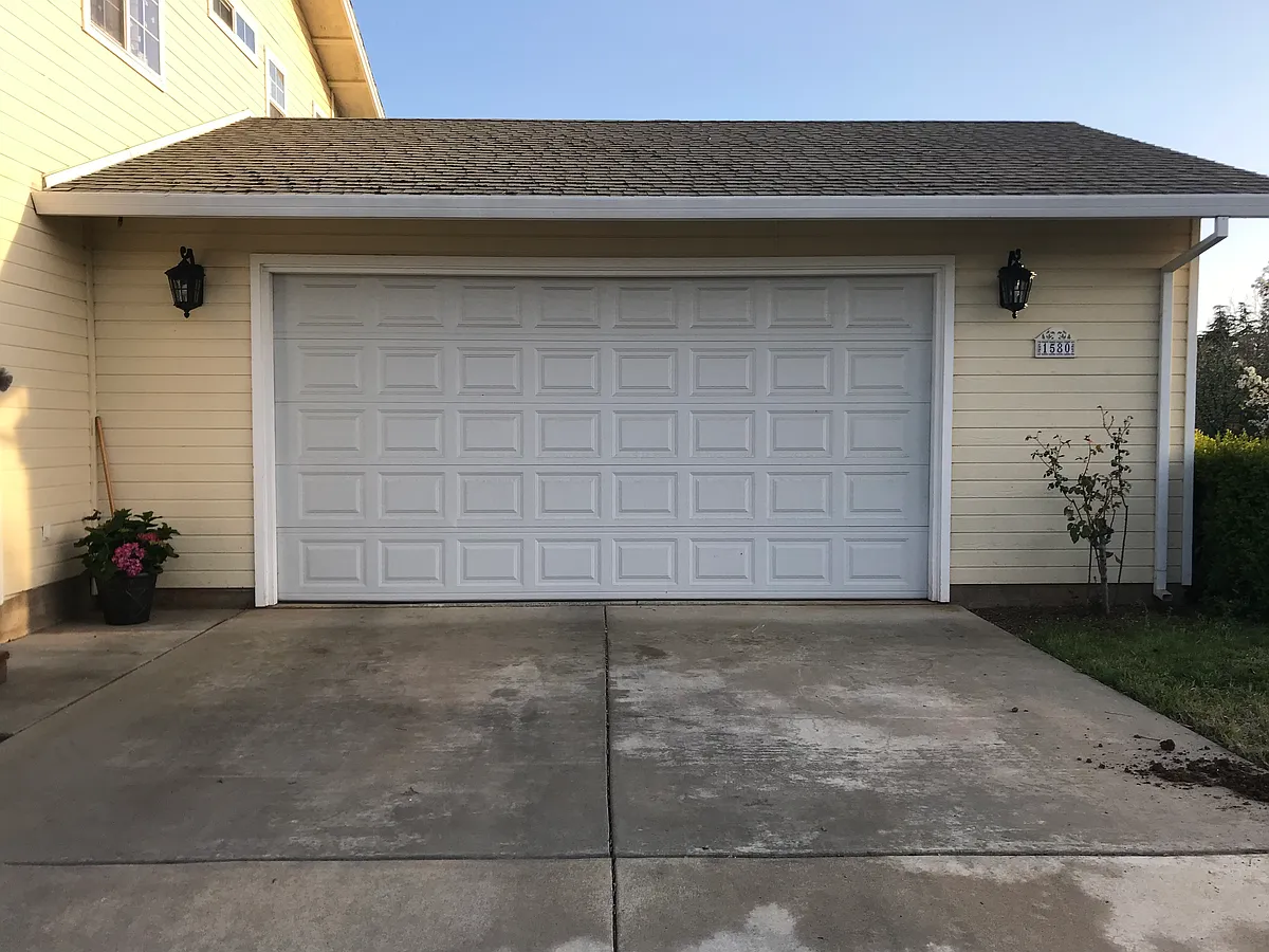 Building Photo - 1580 Arch Way