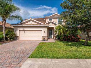 2470 Heydon CIR E, NAPLES, FL 34120