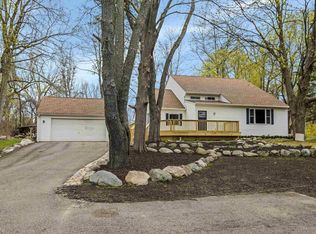 4177 Seymour Lake Rd, Oxford, MI 48371