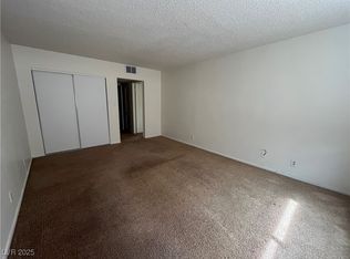 3930 University Center Dr APT 204, Las Vegas, NV 89119