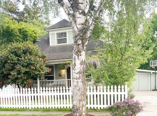 610 E 5th St, Newberg, OR 97132