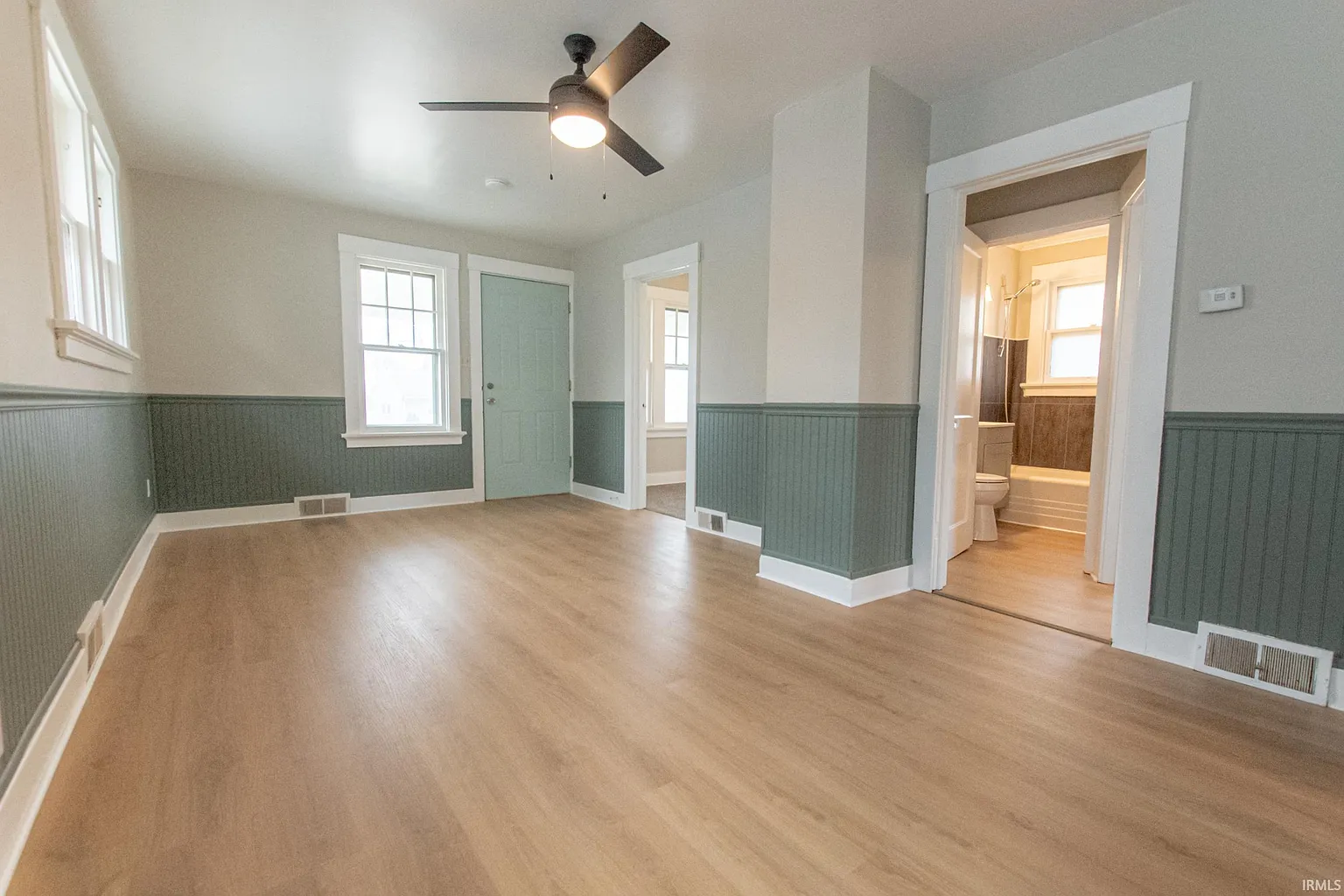 1620 Howell St photo 1
