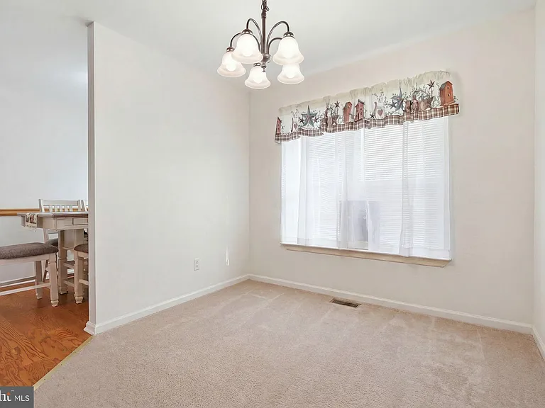 6405 Spruce Mill Dr — Photo 8