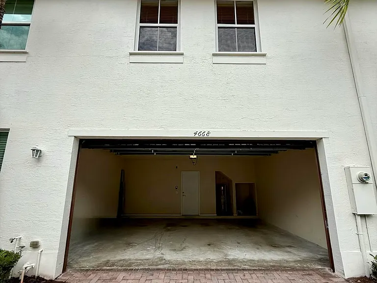4668 Monarch Way #4668 — Photo 36