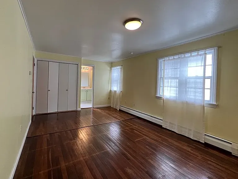 76 Harding Ave — Photo 12