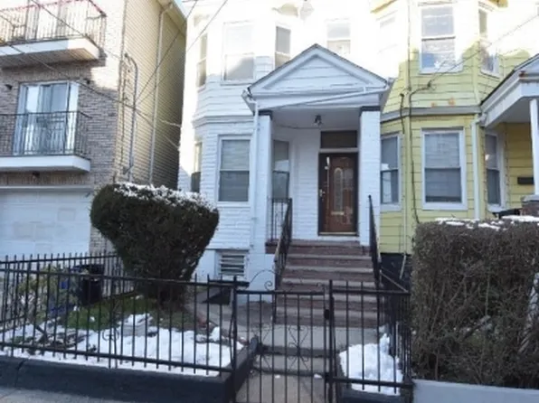340 Forrest St, Jersey City, NJ 07304